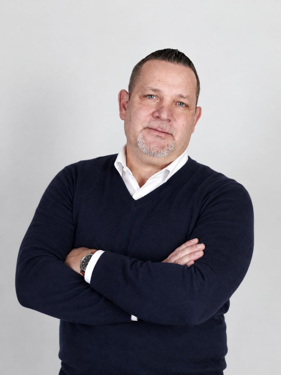 Sven Giese, Logistik Profiler